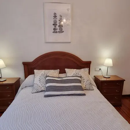 Holiday home Apartment-sleeps5-parking-petfriendly